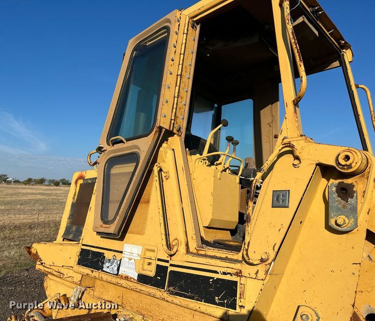 image for item LU9783 1989 Caterpillar 953  track loader