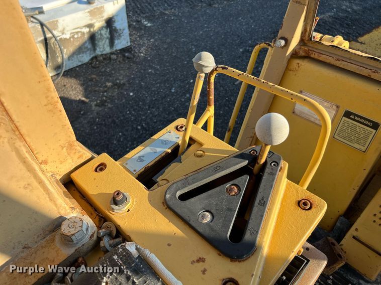 image for item LU9783 1989 Caterpillar 953  track loader