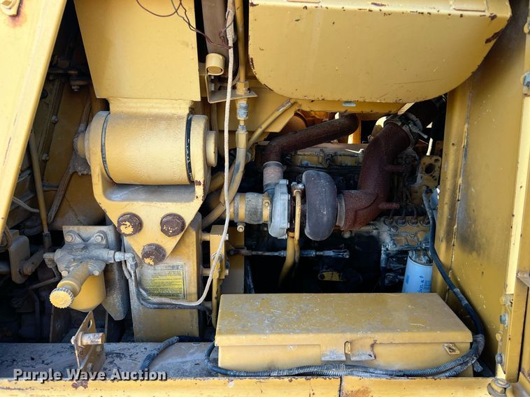 image for item LU9783 1989 Caterpillar 953  track loader