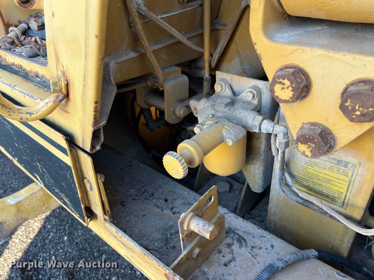image for item LU9783 1989 Caterpillar 953  track loader