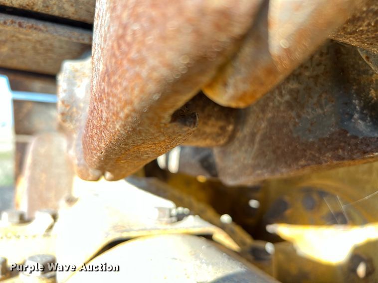 image for item LU9783 1989 Caterpillar 953  track loader