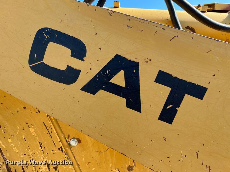 image for item LU9784 1989 Caterpillar 953  track loader