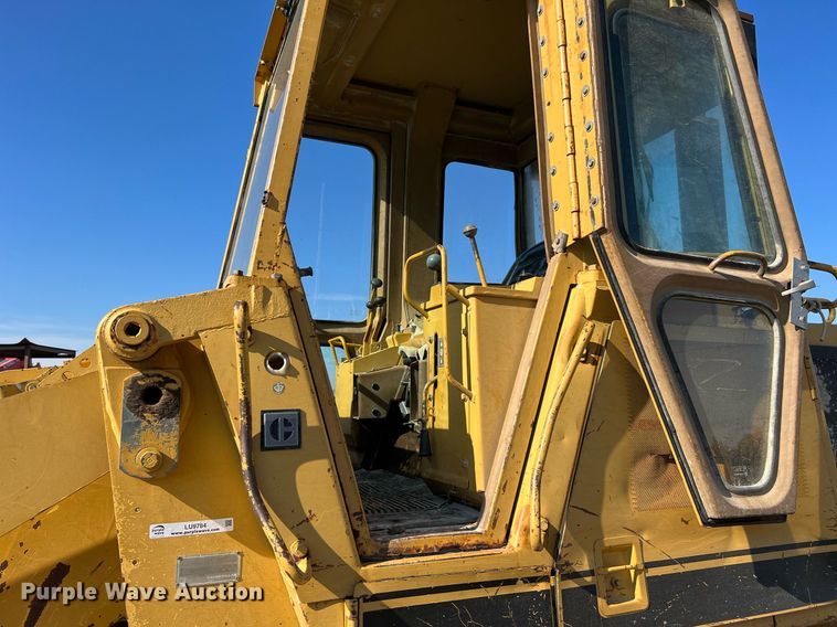 image for item LU9784 1989 Caterpillar 953  track loader