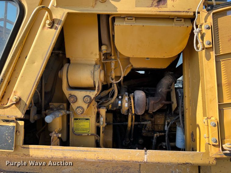 image for item LU9784 1989 Caterpillar 953  track loader