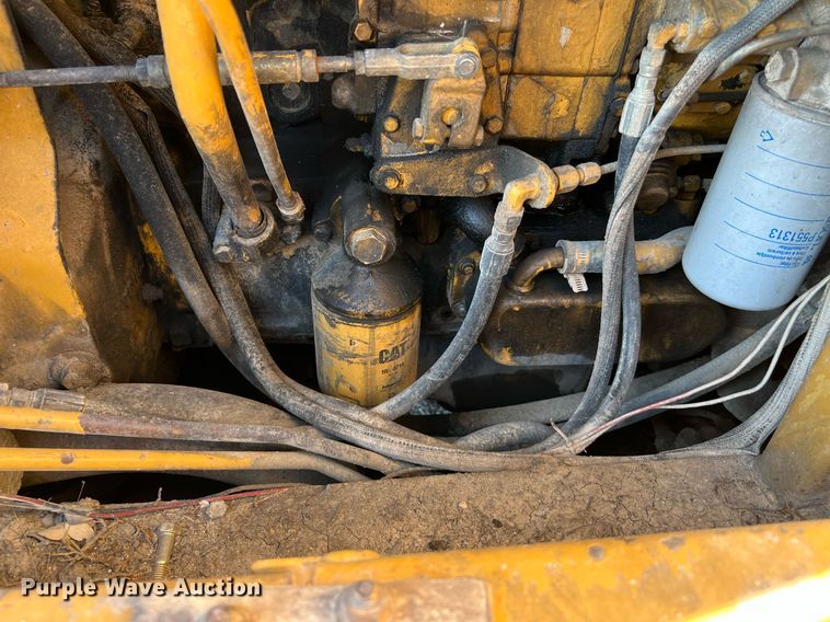 image for item LU9784 1989 Caterpillar 953  track loader