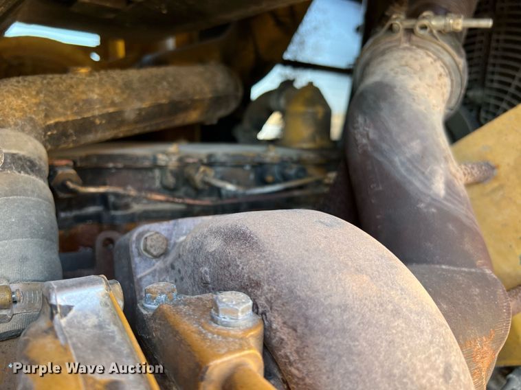 image for item LU9784 1989 Caterpillar 953  track loader