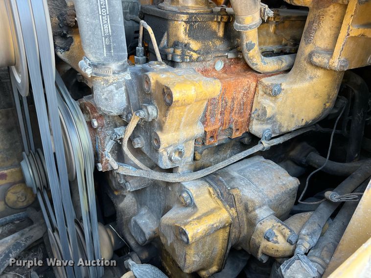 image for item LU9784 1989 Caterpillar 953  track loader