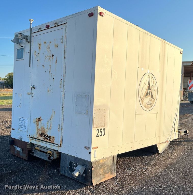 image for item LU9785 Box bed