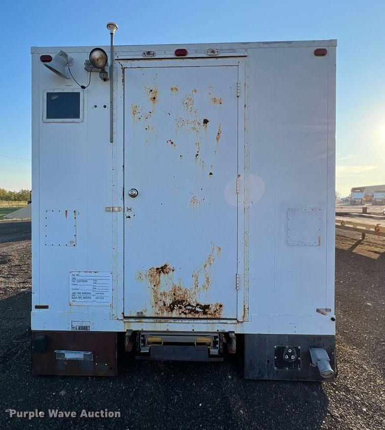 image for item LU9785 Box bed