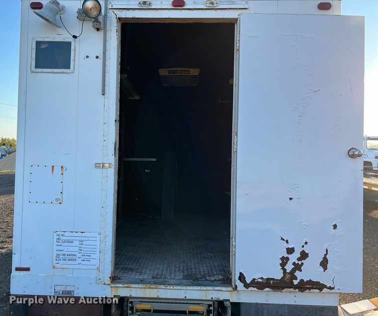 image for item LU9785 Box bed