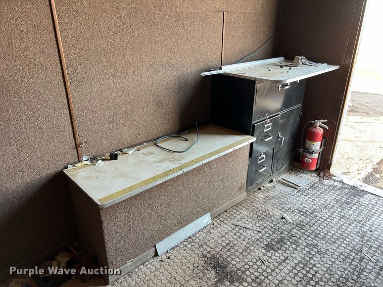 image for item LU9785 Box bed