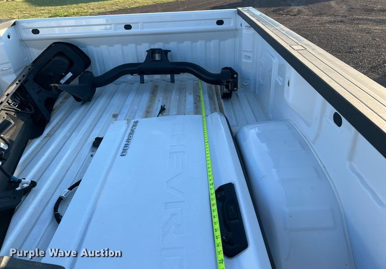 image for item LU9786 2023 Chevrolet Silverado  automotive parts