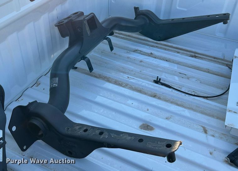 image for item LU9786 2023 Chevrolet Silverado  automotive parts