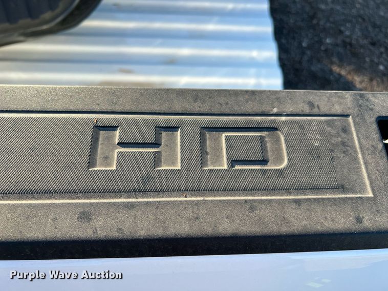 image for item LU9786 2023 Chevrolet Silverado  automotive parts