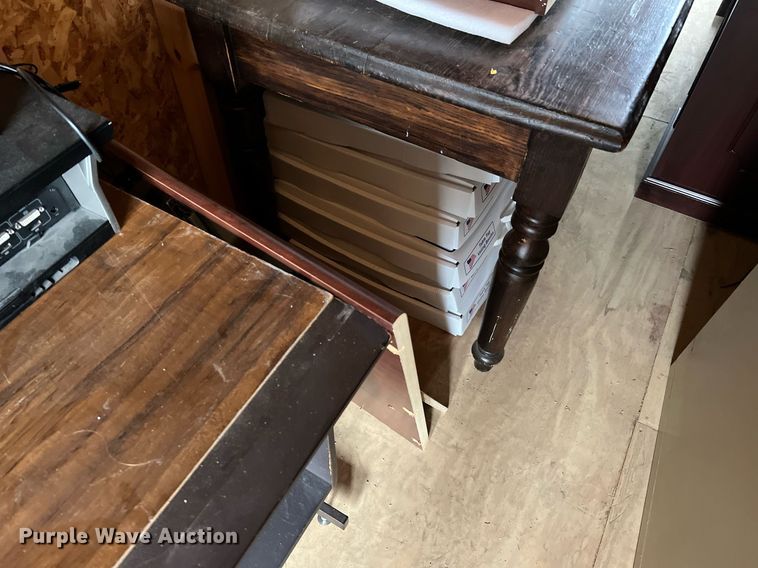 image for item LU9796 Office furniture