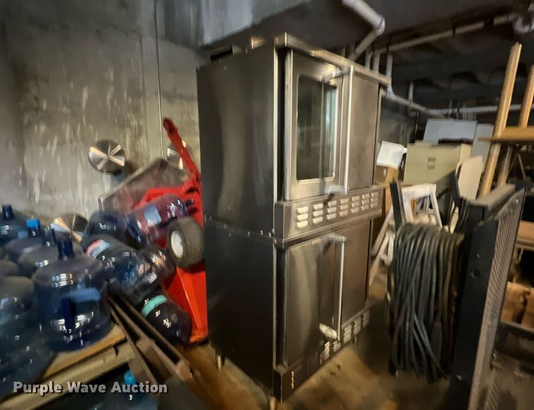 image for item LU9797 American Range  double oven