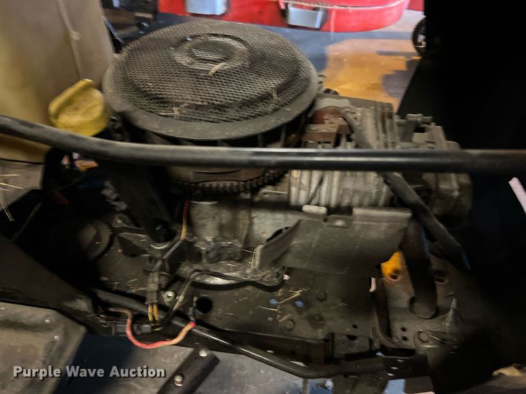 image for item LU9798 Lawn equipment