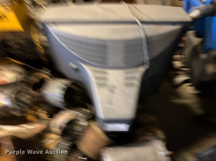 image for item LU9798 Lawn equipment