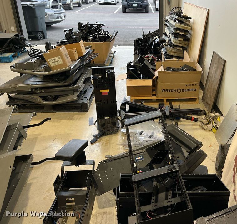 image for item LU9801 Police equipment