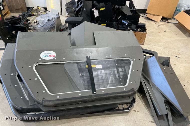 image for item LU9801 Police equipment