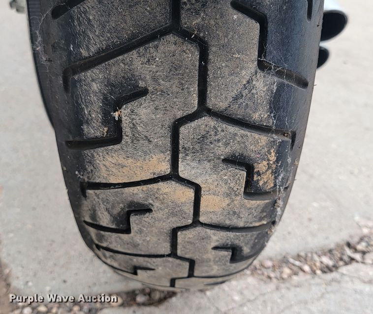 image for item LV9530 2005 Harley Davidson FXSTDI Soft Tail Deuce  motorcycle