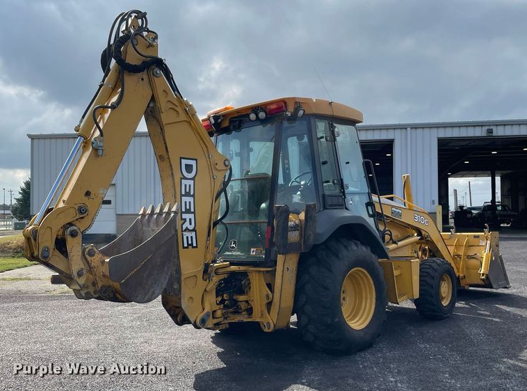 image for item LV9909 2006 John Deere  310G backhoe