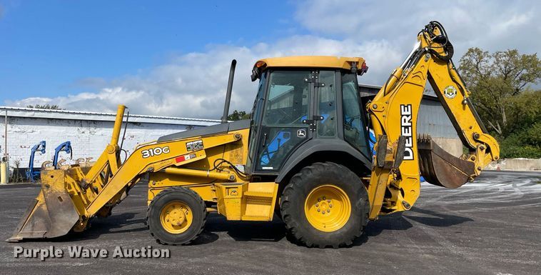 image for item LV9909 2006 John Deere  310G backhoe