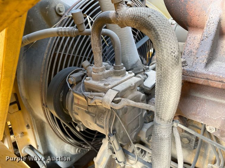 image for item LV9909 2006 John Deere  310G backhoe