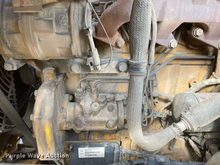 image for item LV9909 2006 John Deere  310G backhoe