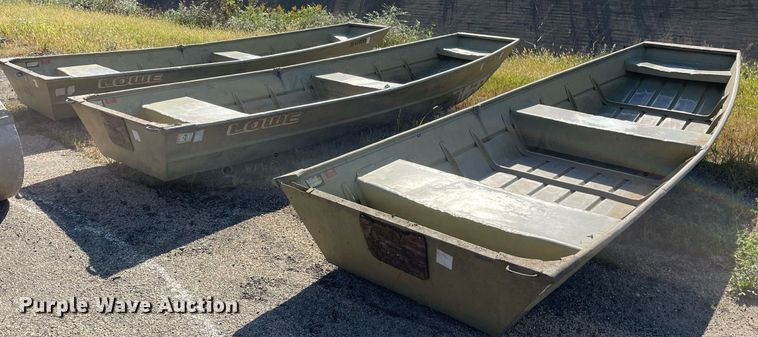 image for item LV9913 (3) 1991 Lowe 14 Delta Jon boats