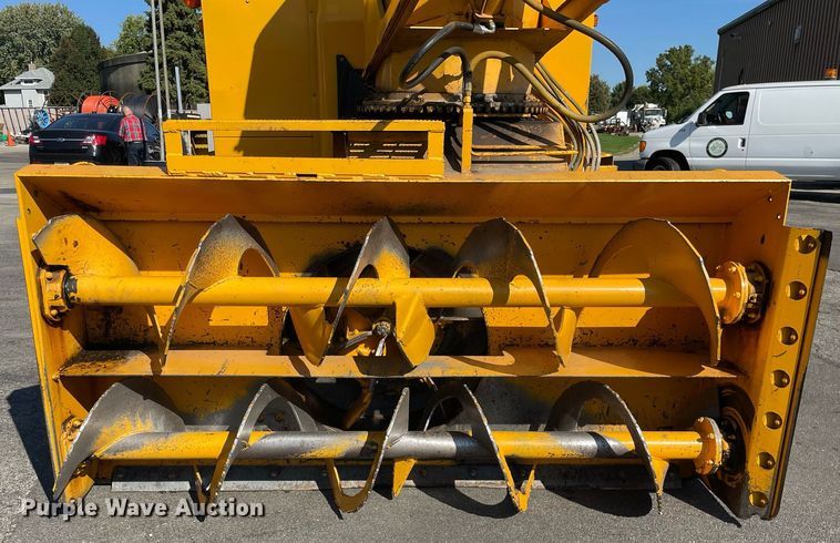 image for item LV9914 1978 SMI 5000  snow blower truck