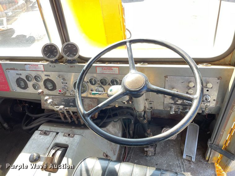 image for item LV9914 1978 SMI 5000  snow blower truck