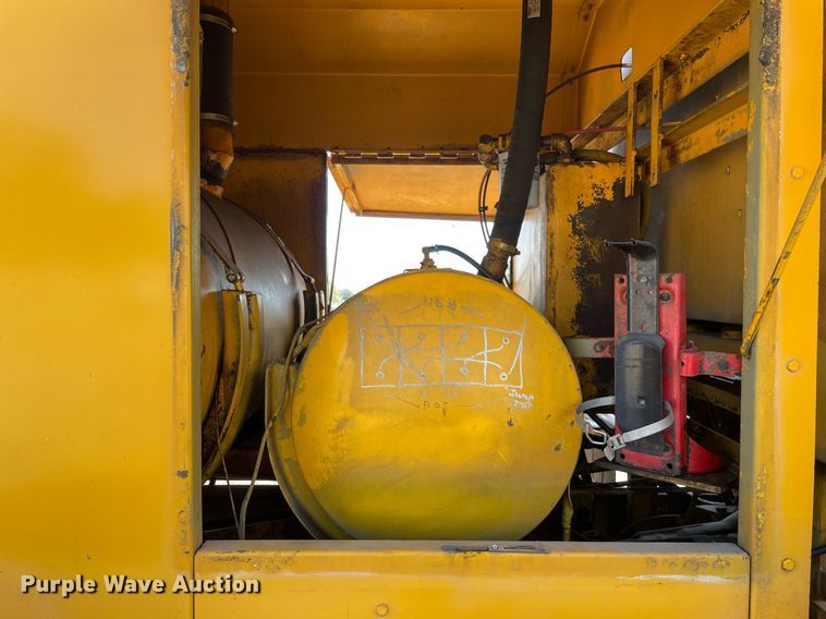 image for item LV9914 1978 SMI 5000  snow blower truck