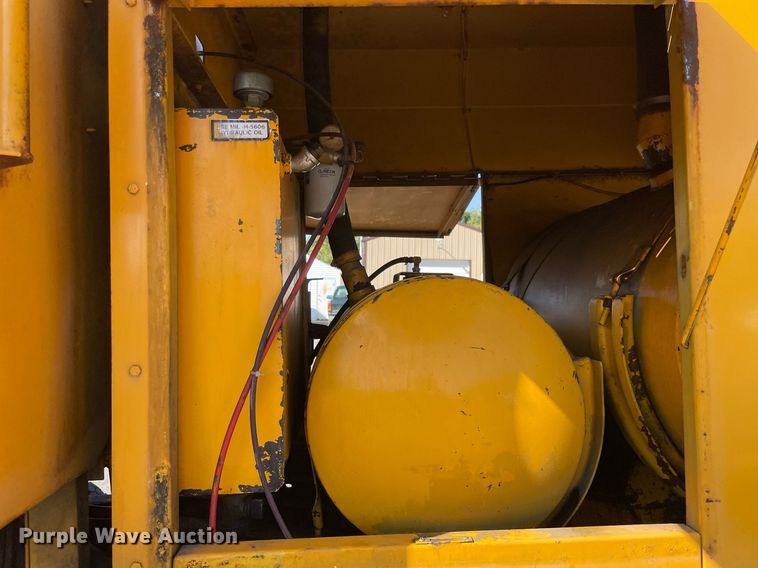 image for item LV9914 1978 SMI 5000  snow blower truck