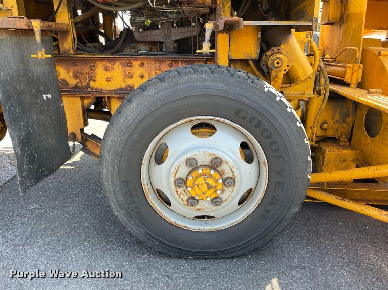 image for item LV9914 1978 SMI 5000  snow blower truck