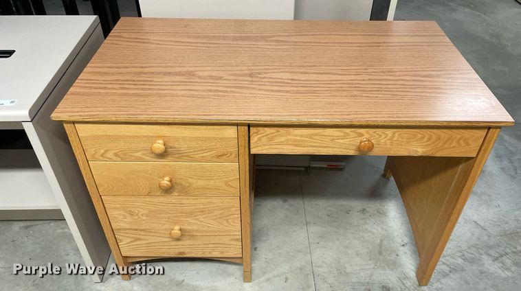 image for item LV9916 * Furniture