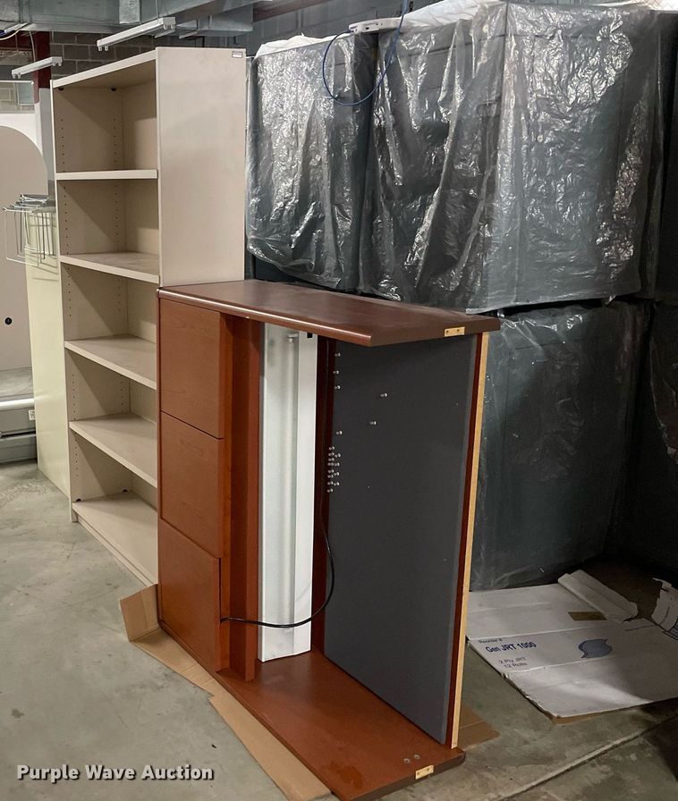 image for item LV9916 * Furniture