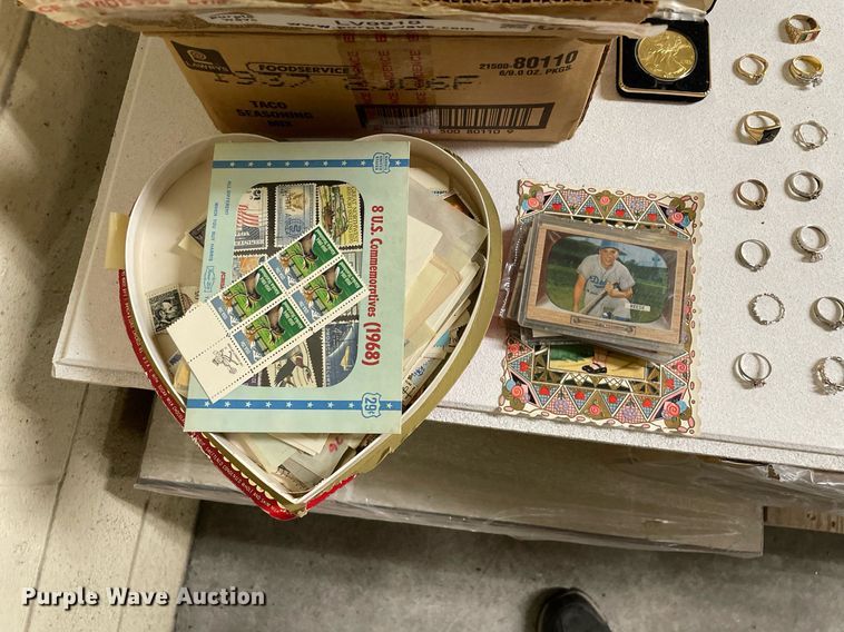 image for item LV9918 Household items