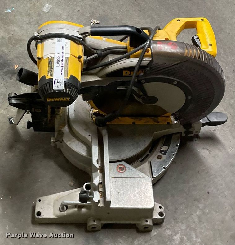 image for item LV9920 DeWalt  compound miter saw