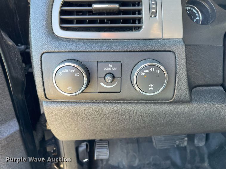 image for item LV9942 2014 Chevrolet Tahoe Police  SUV