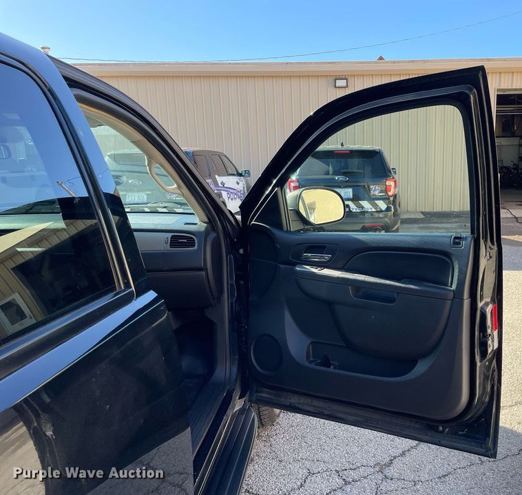 image for item LV9942 2014 Chevrolet Tahoe Police  SUV