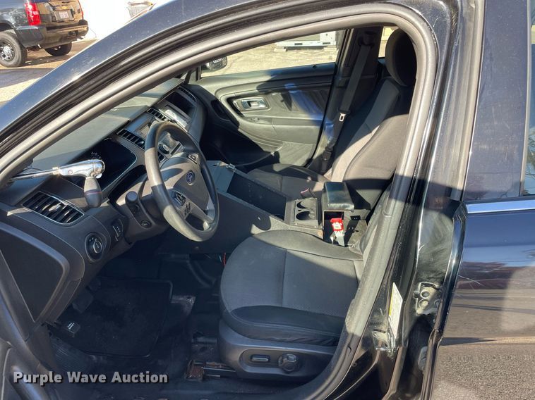 image for item LV9943 2013 Ford Taurus Police Interceptor