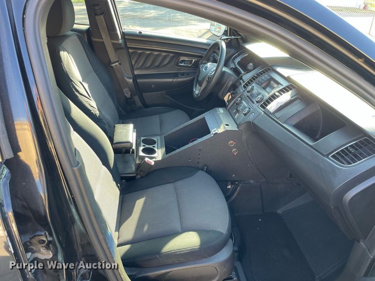 image for item LV9943 2013 Ford Taurus Police Interceptor