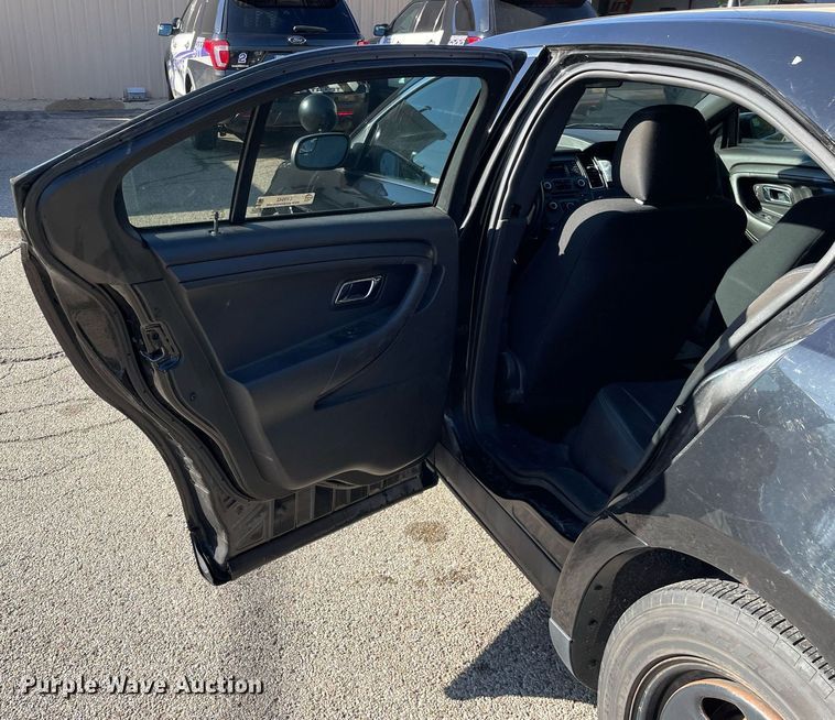 image for item LV9943 2013 Ford Taurus Police Interceptor