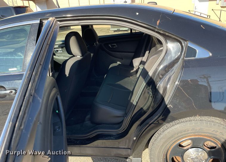 image for item LV9943 2013 Ford Taurus Police Interceptor