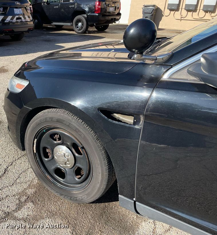 image for item LV9943 2013 Ford Taurus Police Interceptor