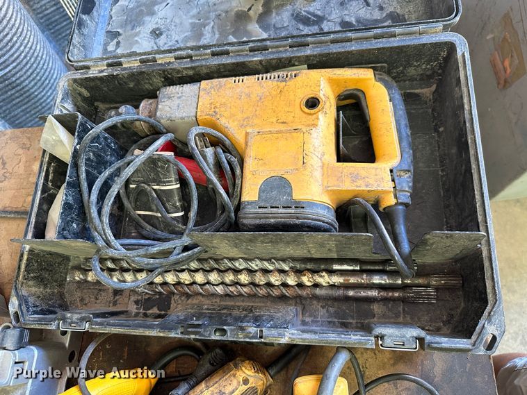 image for item MB9716 Tools