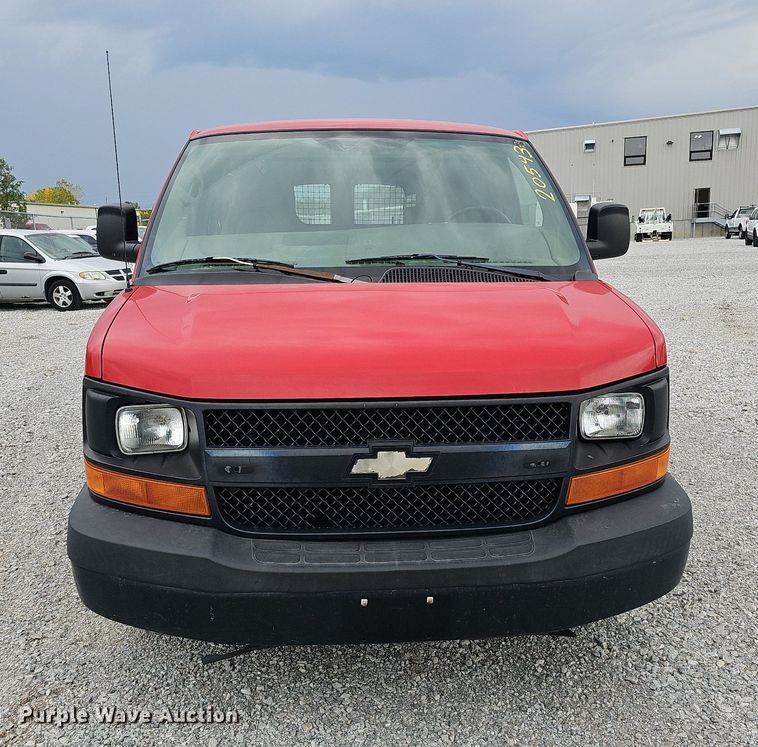 image for item MD9861 2008 Chevrolet Express 1500  van