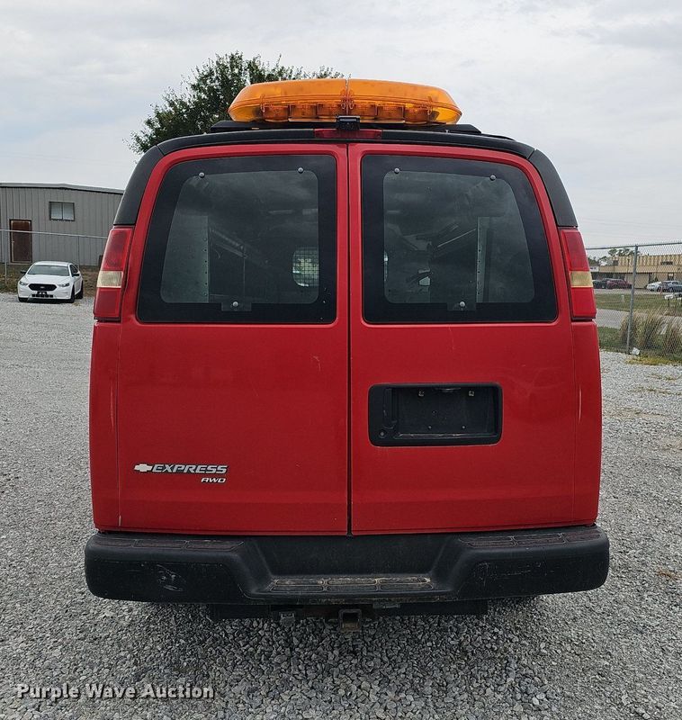 image for item MD9861 2008 Chevrolet Express 1500  van
