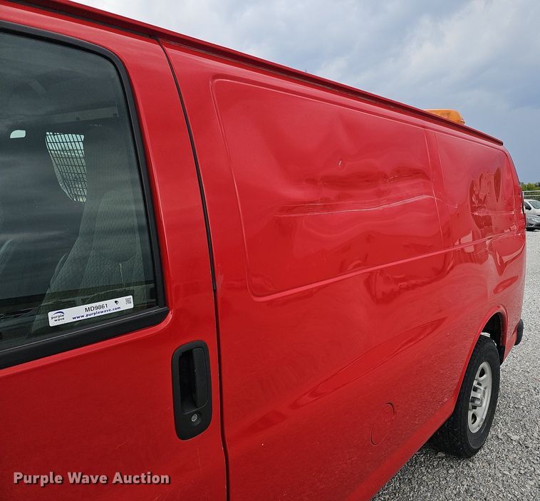 image for item MD9861 2008 Chevrolet Express 1500  van